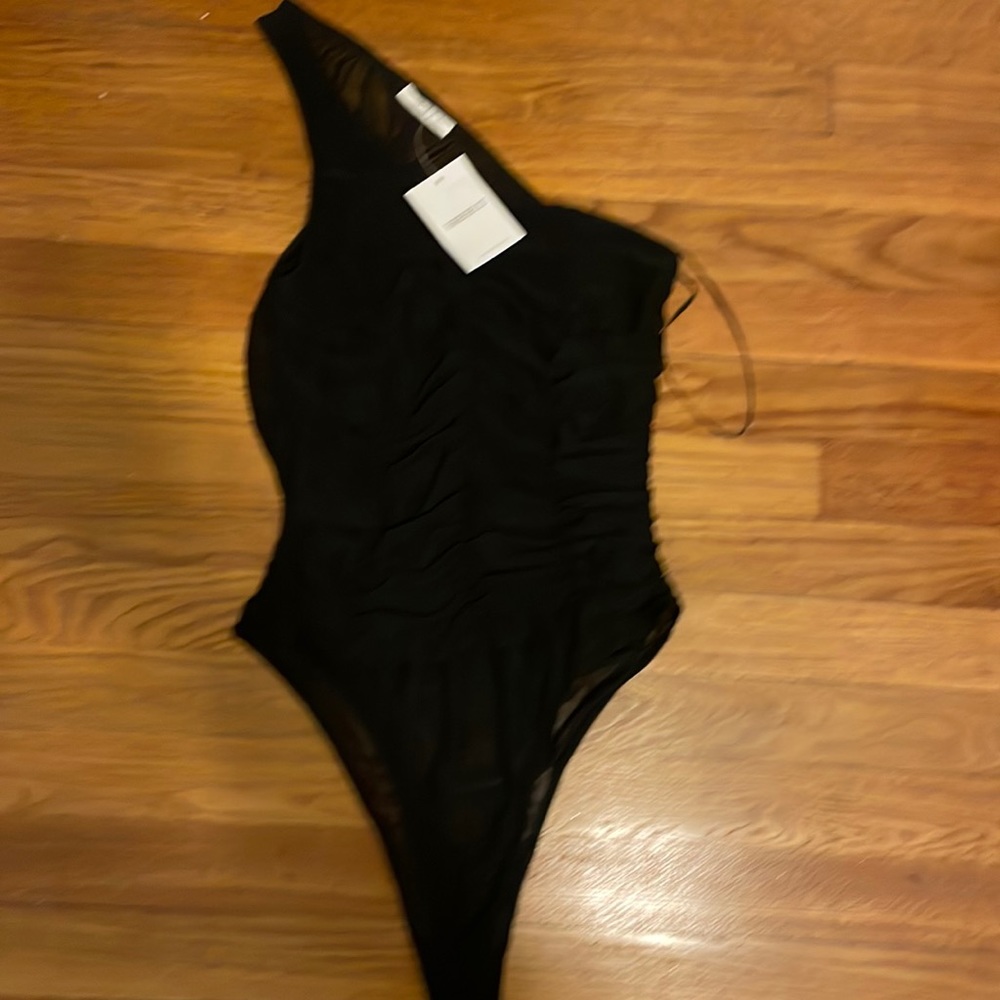 Forever 21 one shoulder top